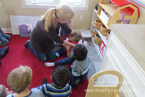 Ten tips for dealing with those troubling transitions by Teach Preschool 